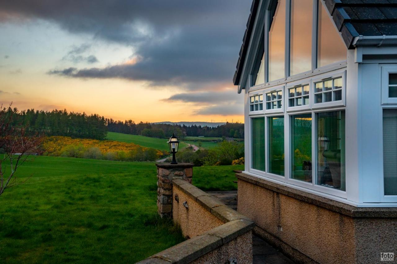 The Gables Whisky B&B Дъфтаун Екстериор снимка