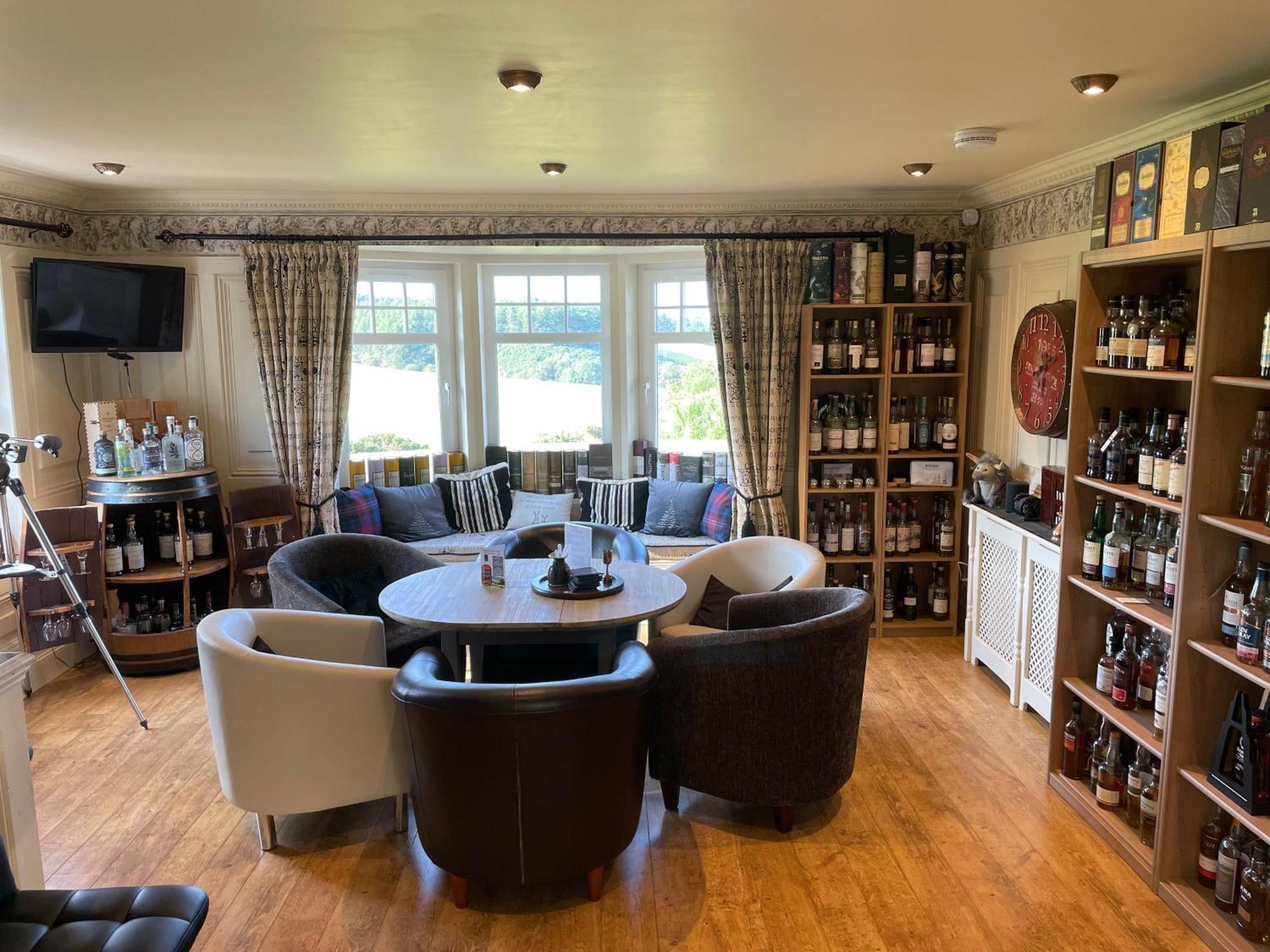 The Gables Whisky B&B Дъфтаун Екстериор снимка